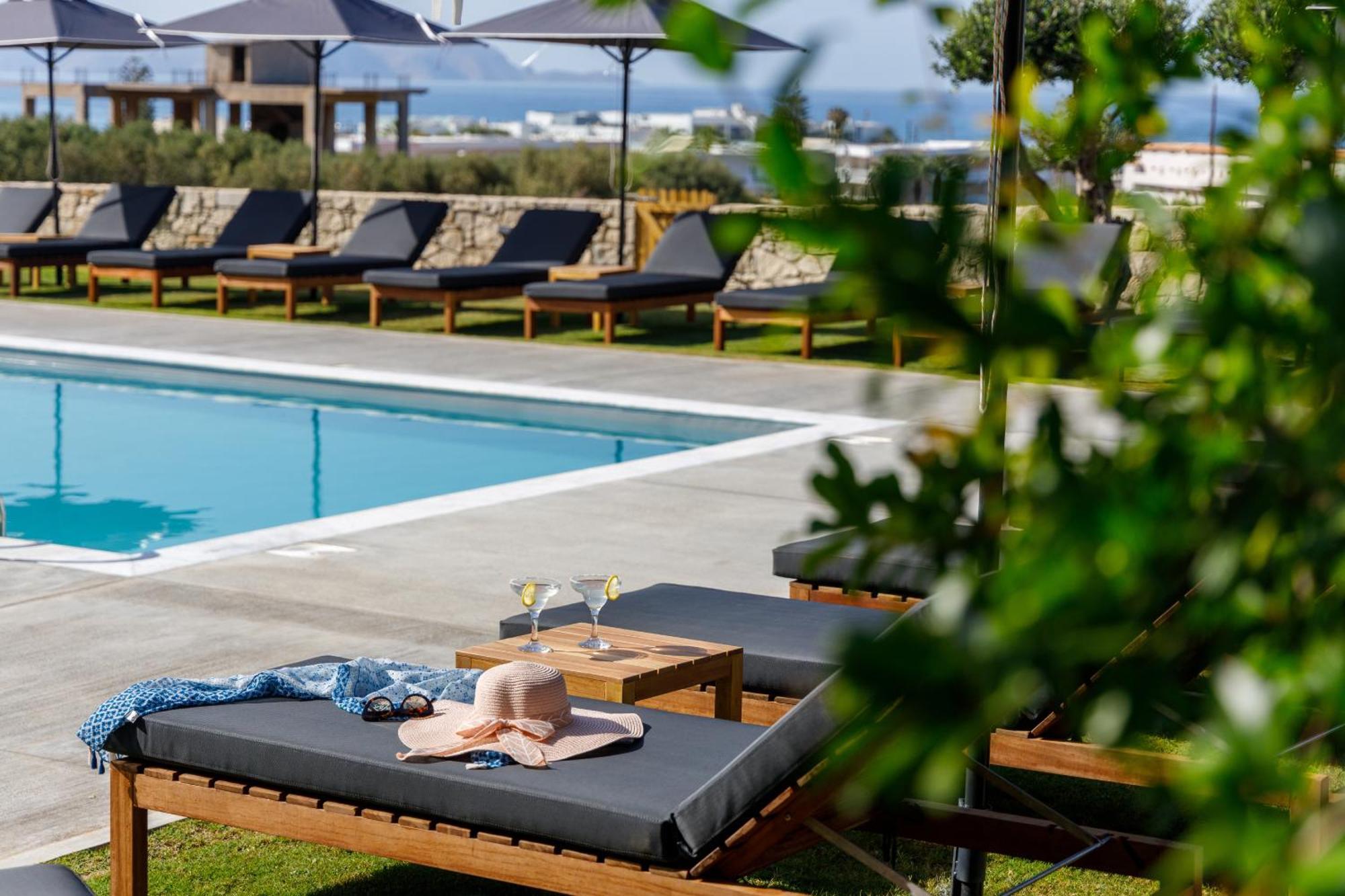 Basilico Suites Adults Only By Estia Goúvai Luaran gambar